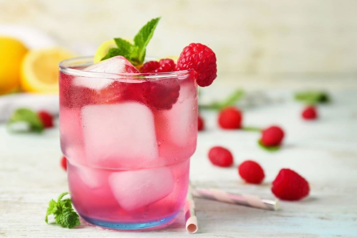 Mocktail Magic: Non-Alcoholic Drinks That Wow Your Guests