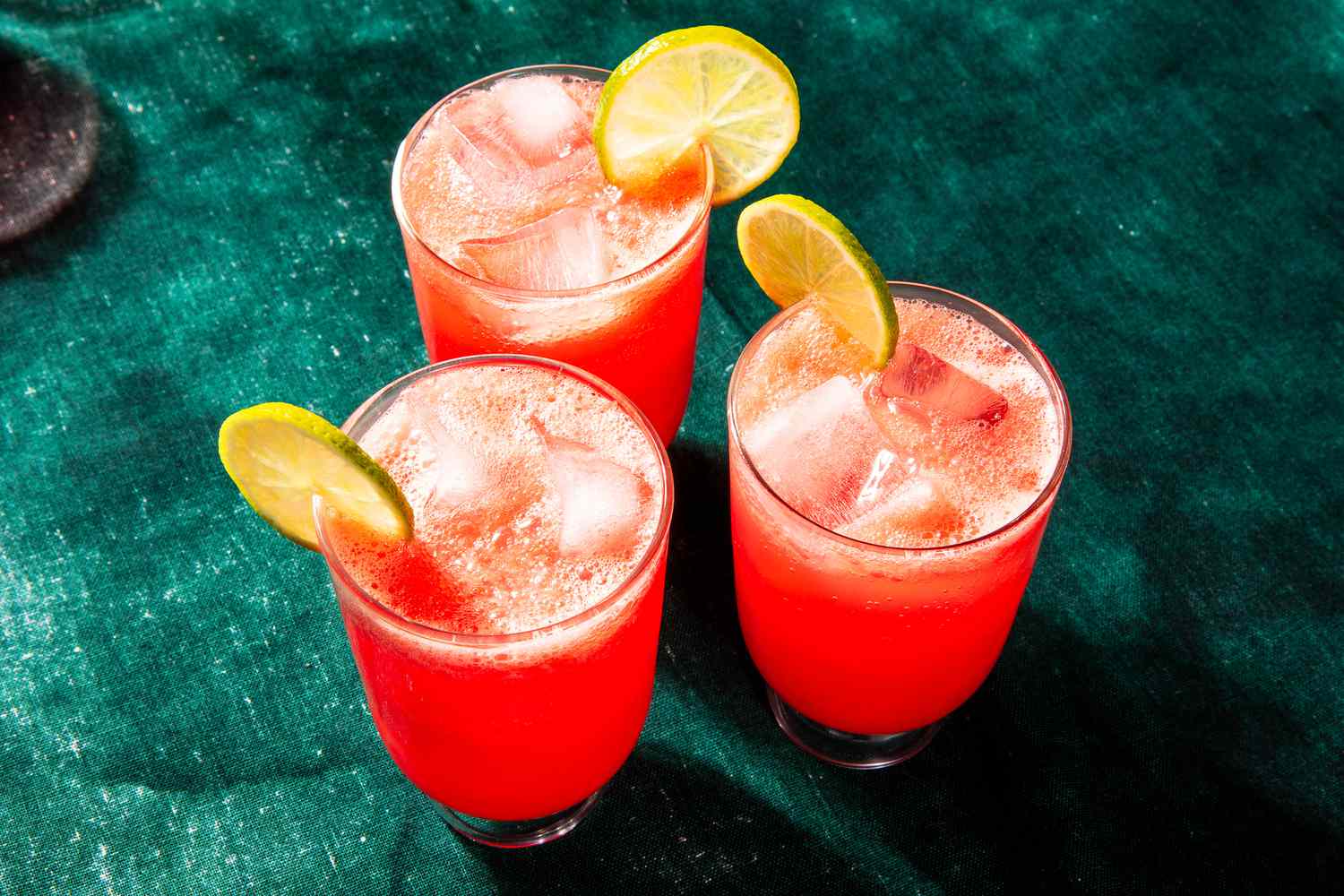 Mocktail Magic: Non-Alcoholic Drinks That Wow Your Guests